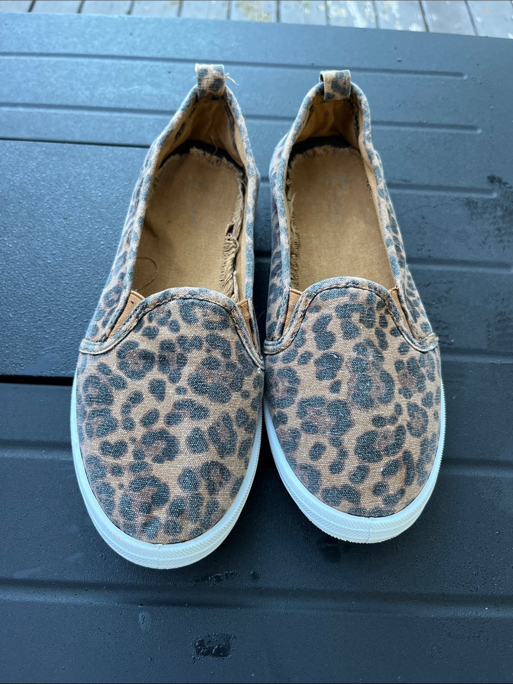 Kids Slip-On Sneakers in Leopard Print - Tan/Black
